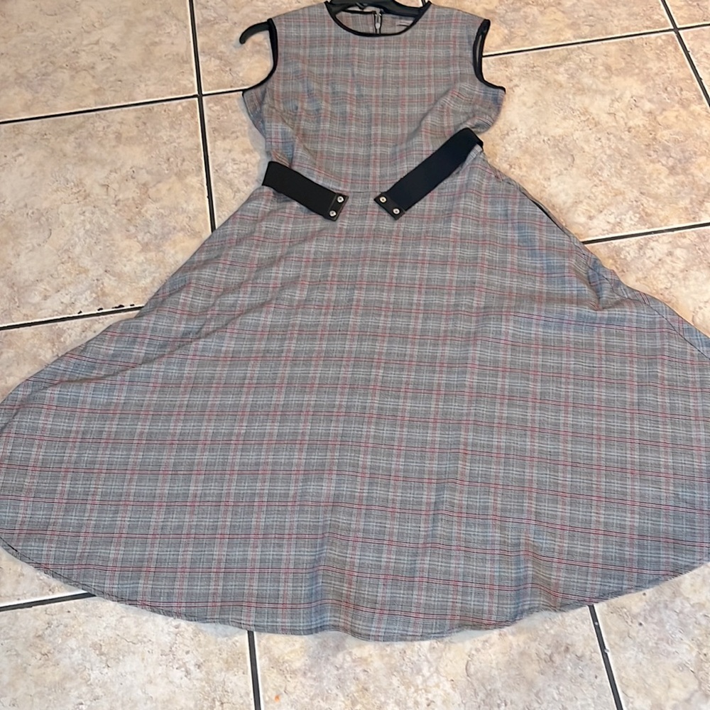 XSOLDX Look great and step out to work in great style and exude confidence!!!